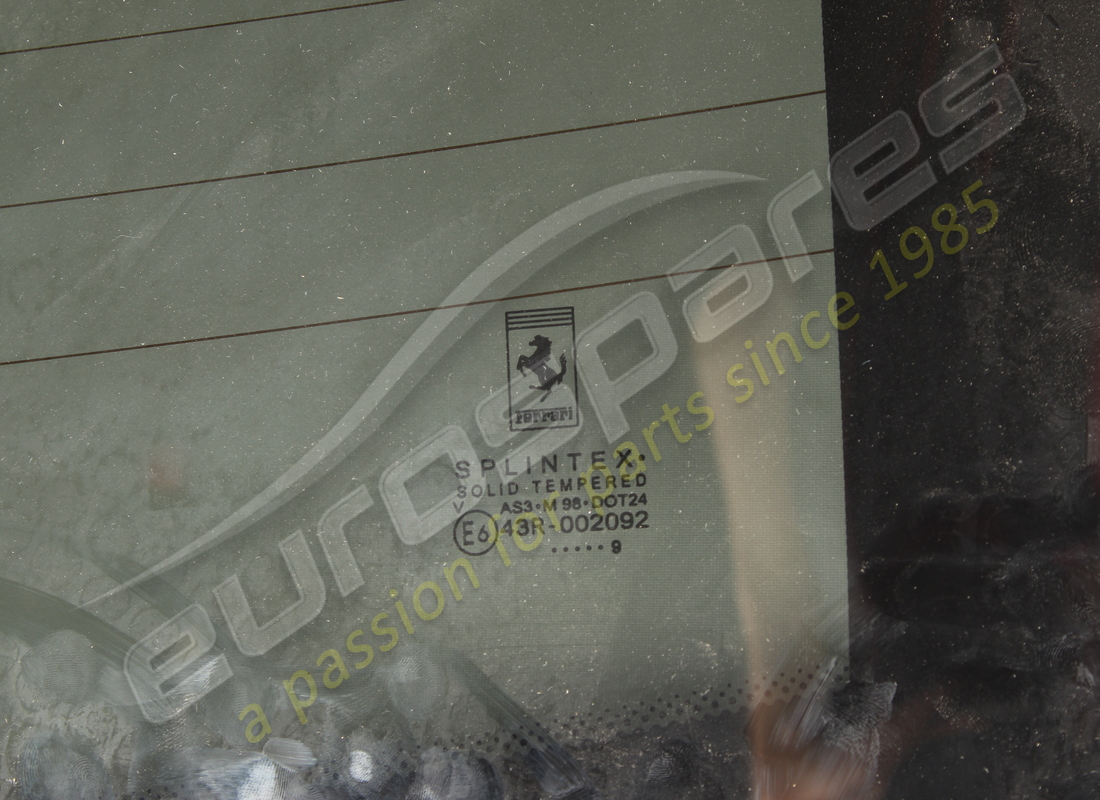 NEW Ferrari REAR-WINDOW GLASS PRIVACY OTO. PART NUMBER 81399800 (2)