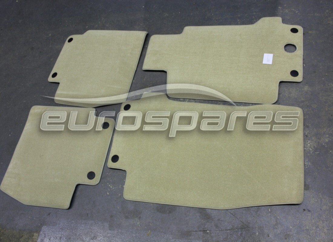 NEW (OTHER) Maserati KIT SOVRATAPPETIBEIGE . PART NUMBER 981600813 (1)