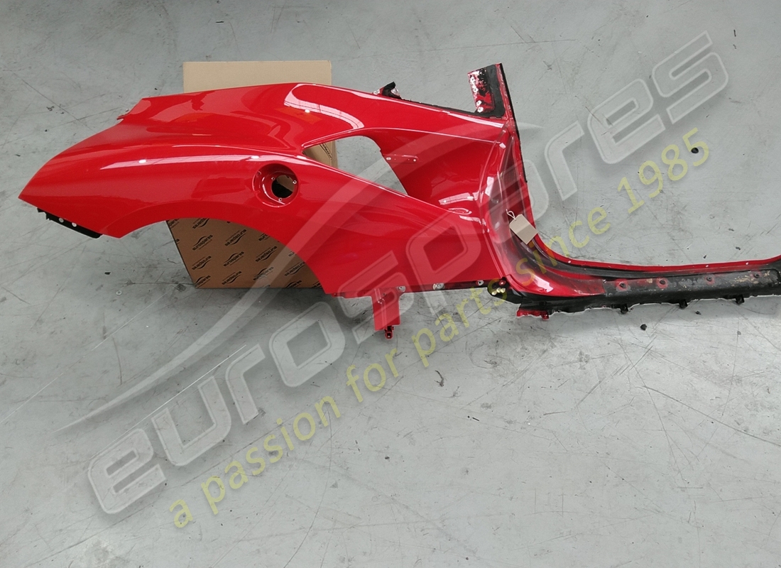 Used Ferrari RH FLANK part number 985855308