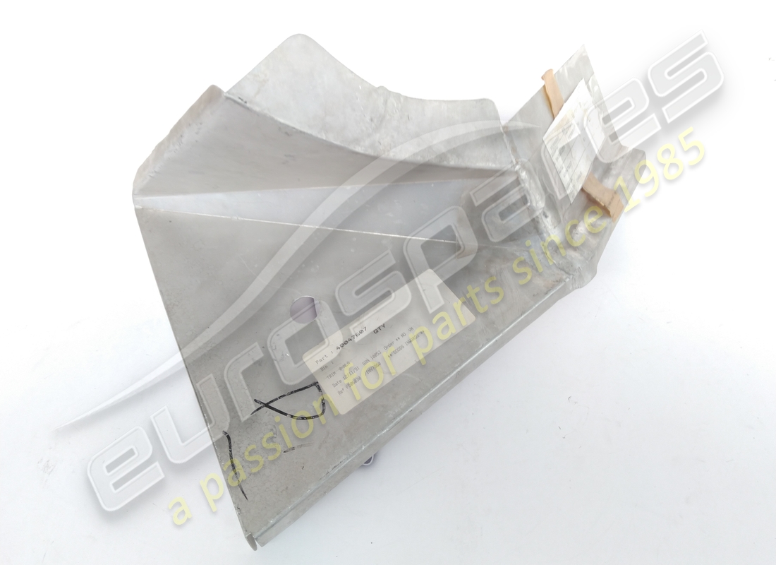 new ferrari rh trimmed moulding. part number 40047607 (1)