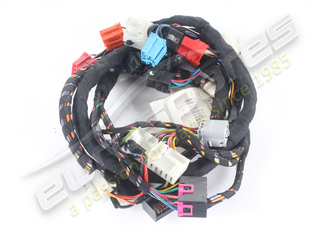 USED Ferrari TUNNEL CONSOLE CONNECTION CABLES . PART NUMBER 152184 (1) USED Ferrari TUNNEL CONSOLE CONNECTION CABLES . PART NUMBER 152184 (1)