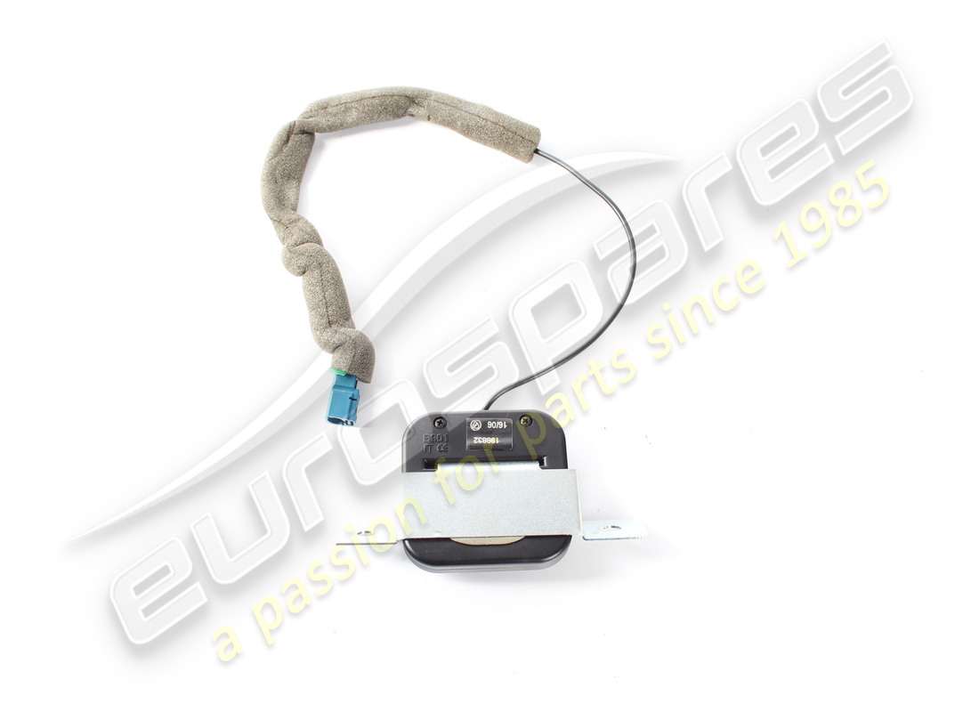 used maserati gps antenna with cable. part number 198832 (2)