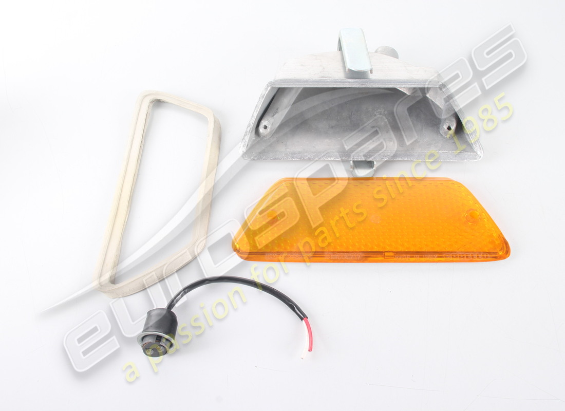 NEW FERRARI LH INDICATOR ASSEMBLY. PART NUMBER 0202331 (5) new ferrari lh indicator assembly. part number 0202331 (5)