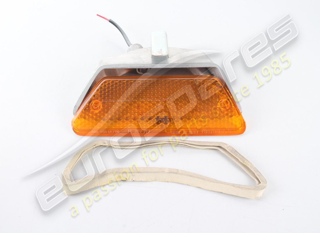 new ferrari rh indicator assembly. part number 0202330 (1)