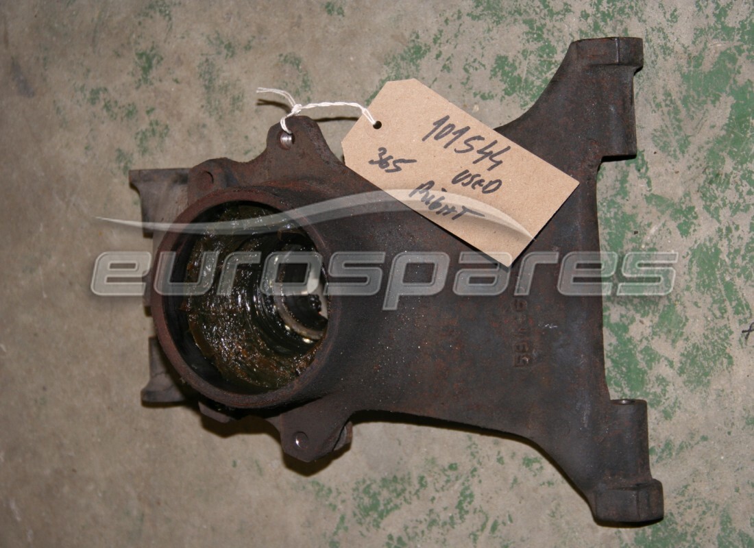 USED Ferrari RH REAR HUB CARRIER . PART NUMBER 101544 (1)