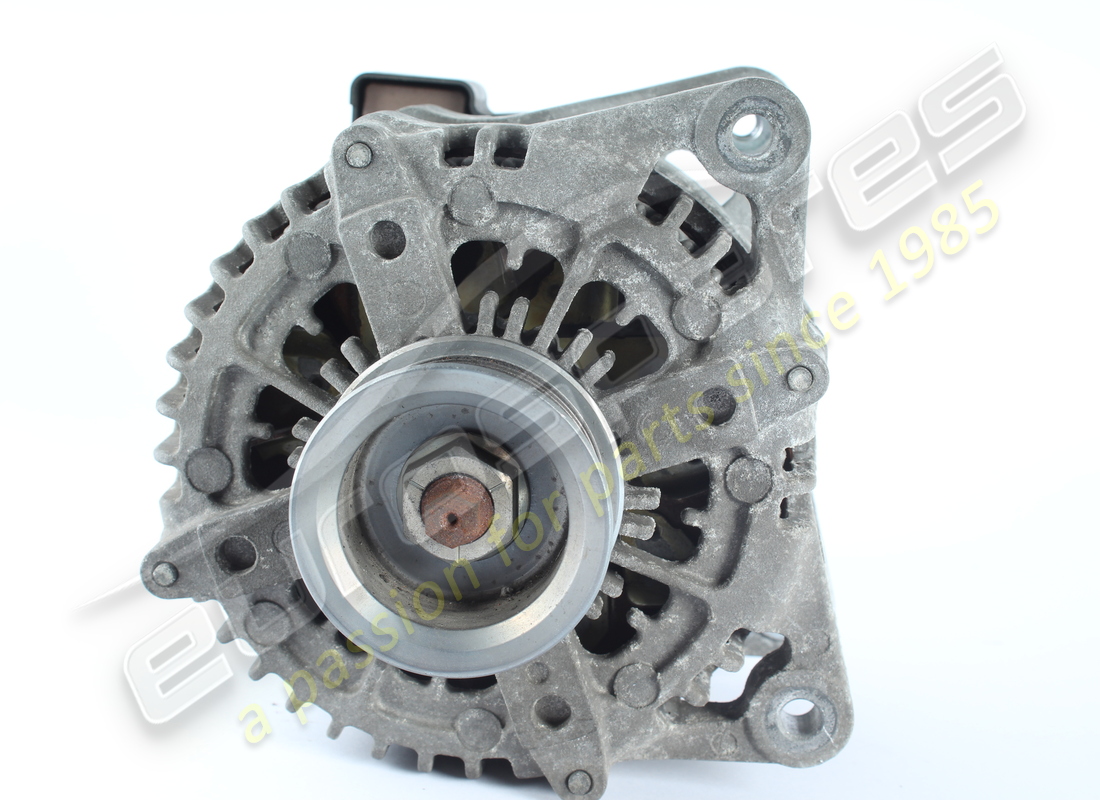 used lamborghini alternator 140-210a denso. part number 06e903024t (2)