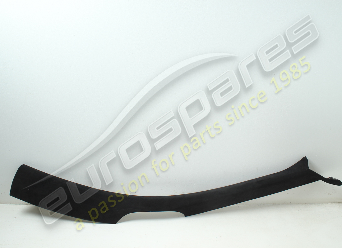 USED Ferrari RH WINDSCREEN PILLAR TRIM . PART NUMBER 862210.. (1)