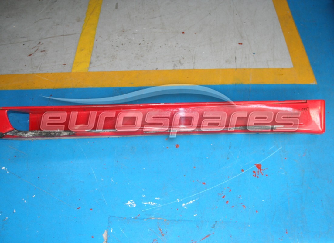 used ferrari rh sill panel. part number 62065900 (1)