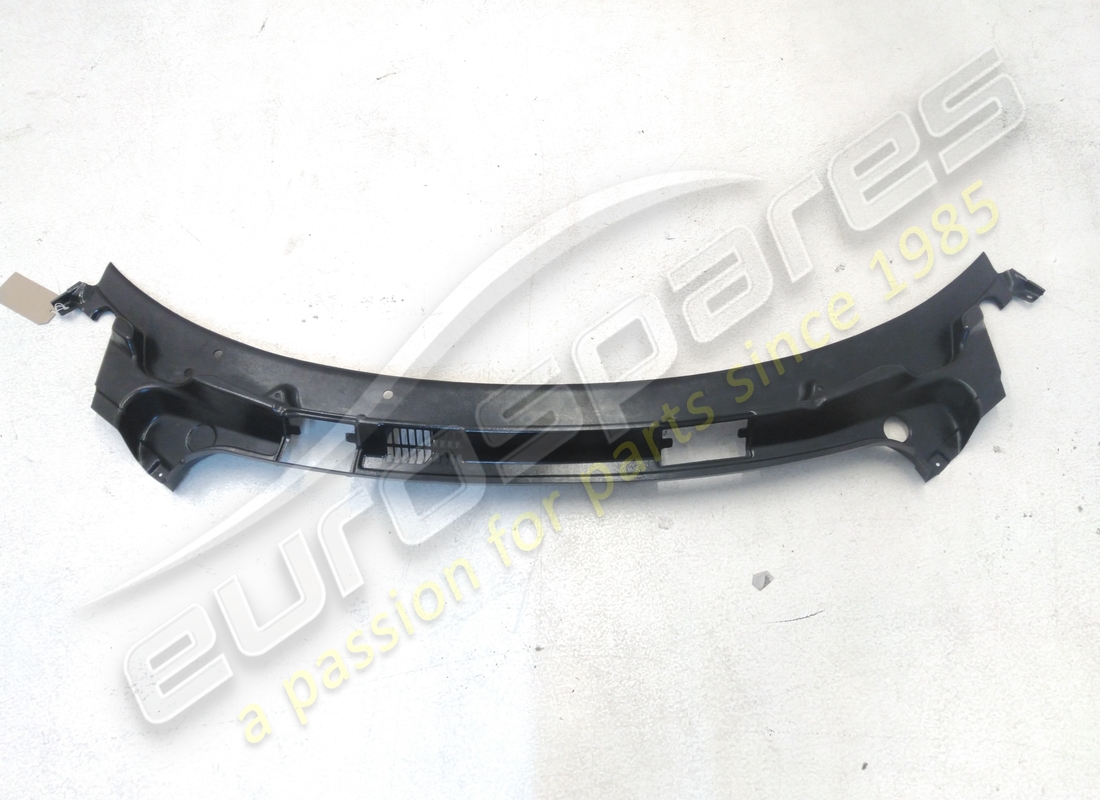 new lamborghini windscreen frame. part number 402819413 (1)