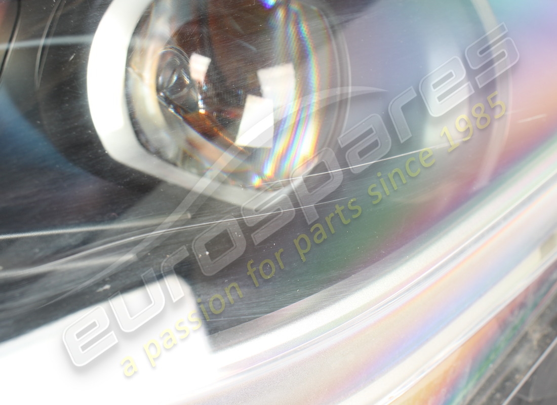 damaged ferrari lh headlamp. part number 336572 (2)