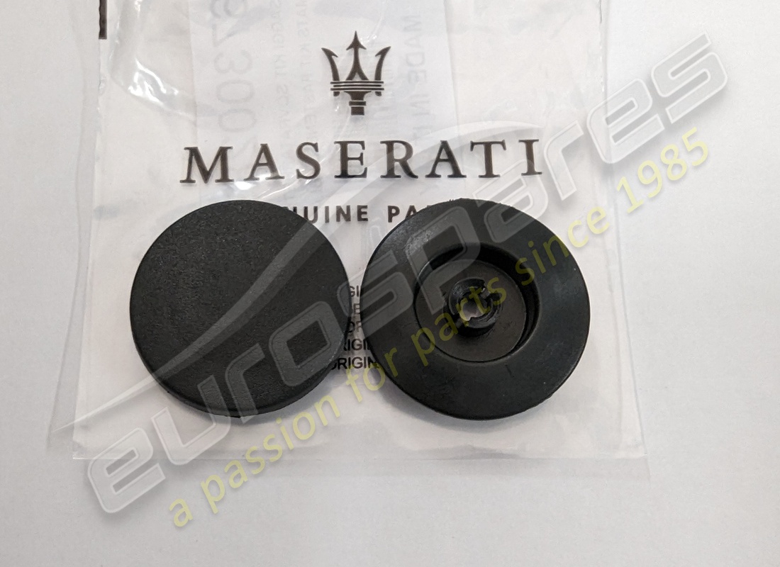 new maserati mats kit fasteners black. part number 673002895 (2)