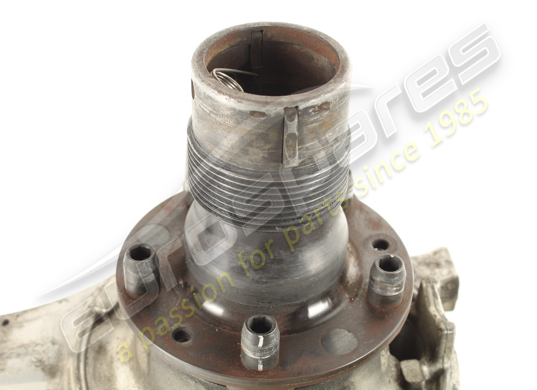 USED FERRARI RH HUB CARRIER. PART NUMBER 266199 (5) used ferrari rh hub carrier. part number 266199 (5)