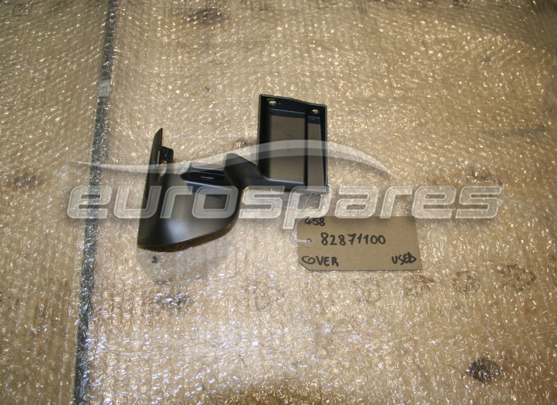 USED Ferrari LOWER CENTRAL COVER RHD . PART NUMBER 82871100 (1)