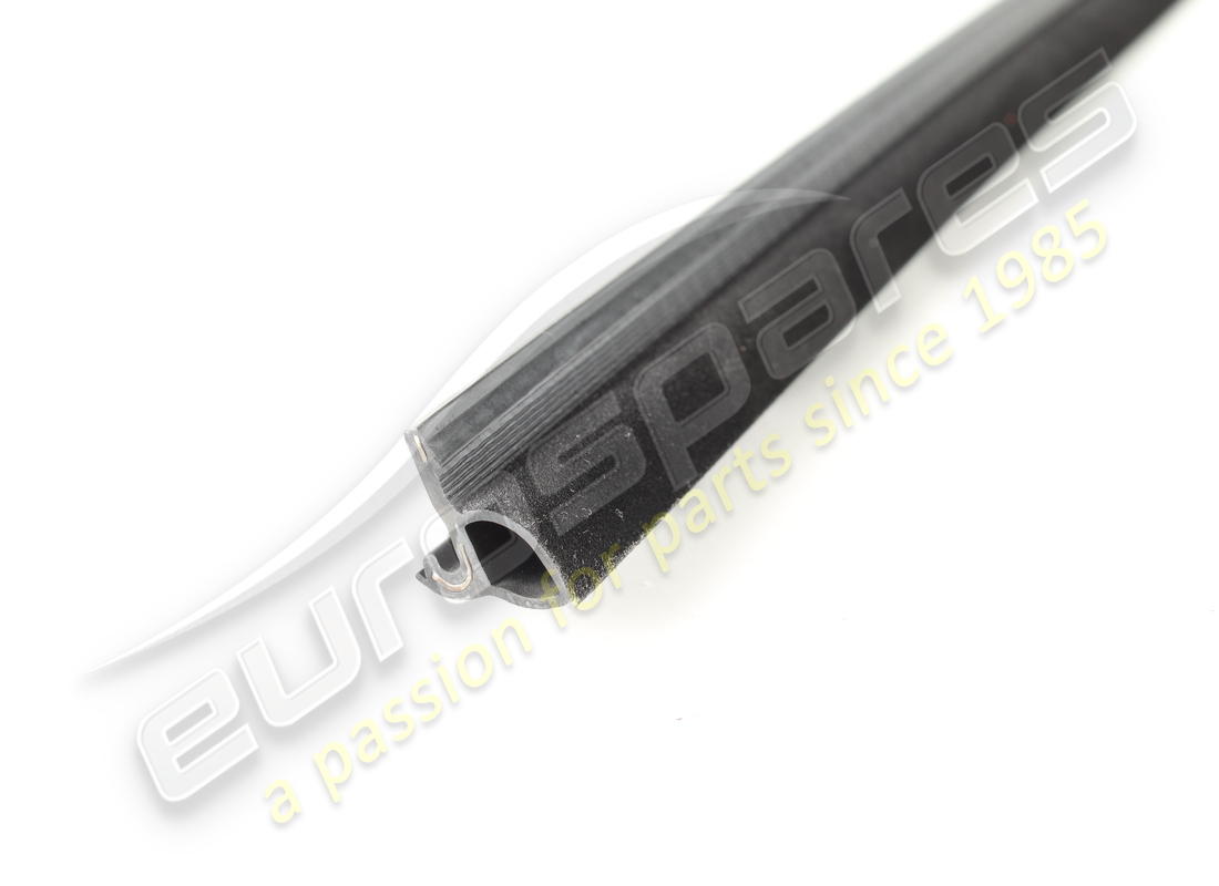 new porsche sealing strip. part number pcg837469a (4)
