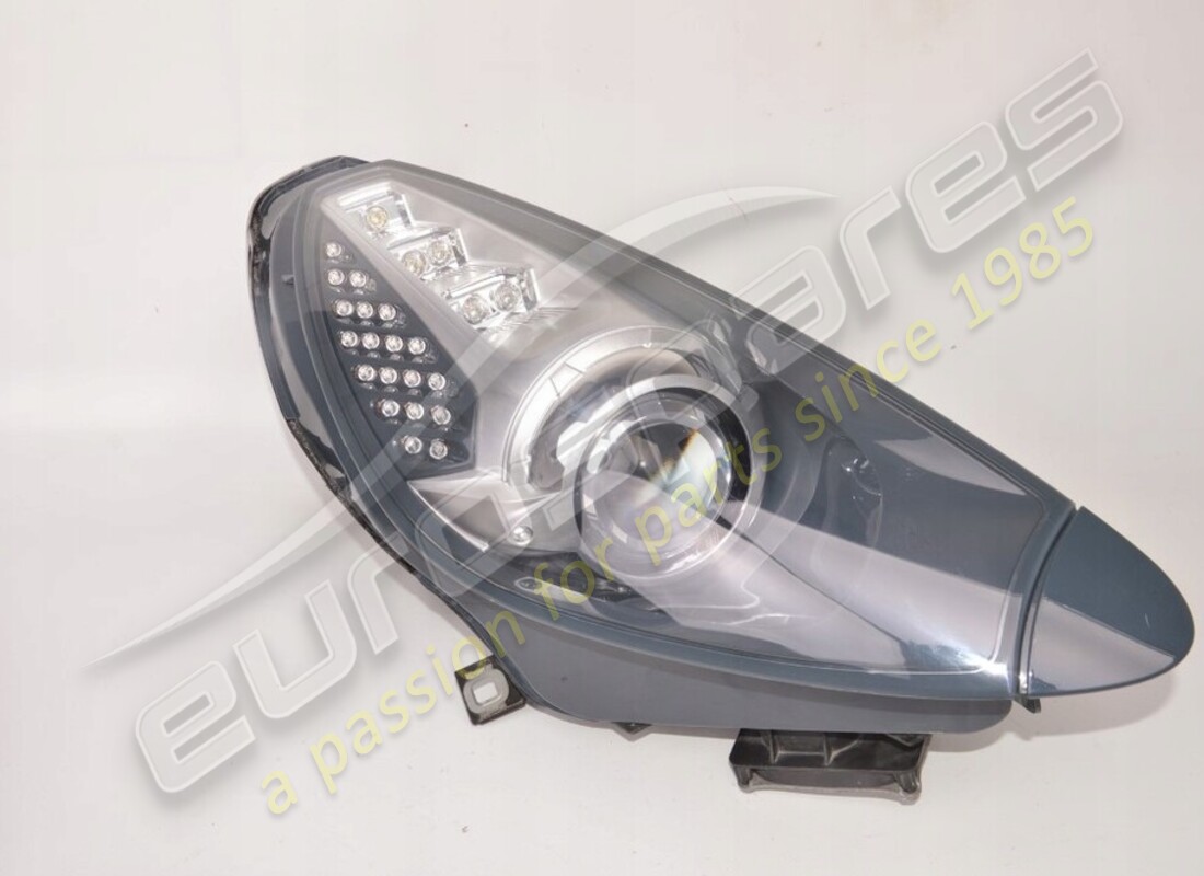 new ferrari rh front headlight. part number 226434 (1)