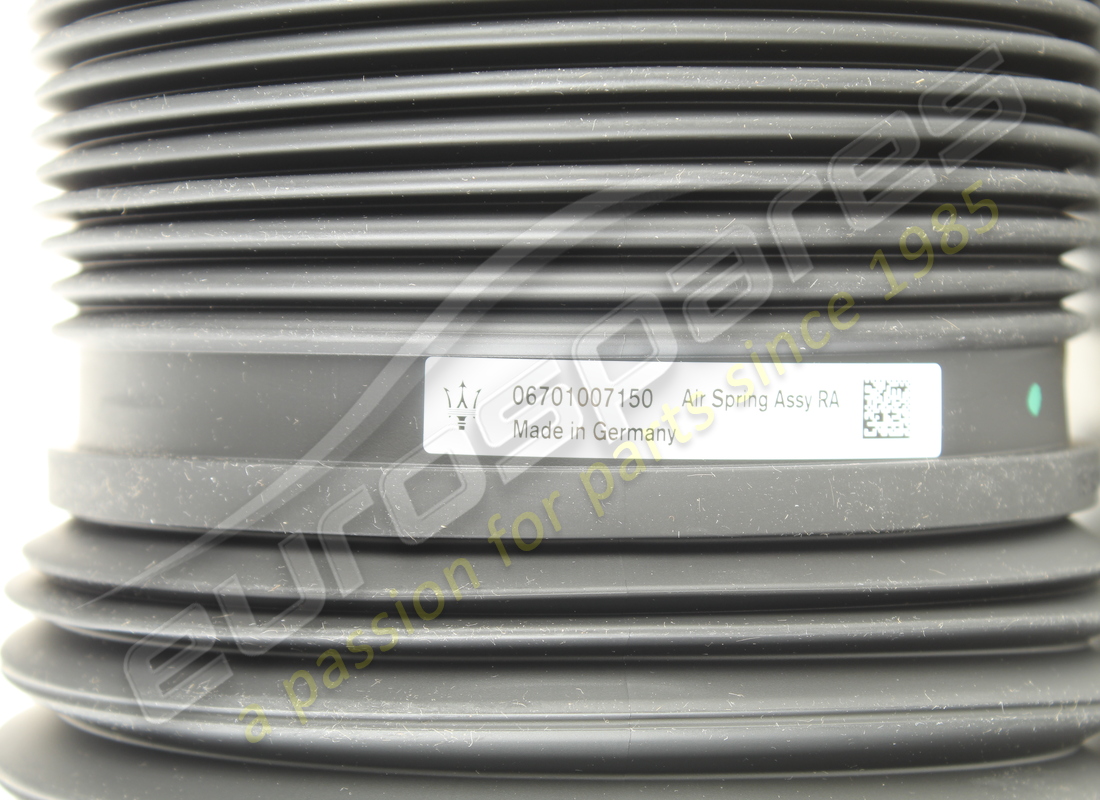 NEW MASERATI REAR AIR SPRING. PART NUMBER 670100715 (4) new maserati rear air spring. part number 670100715 (4)