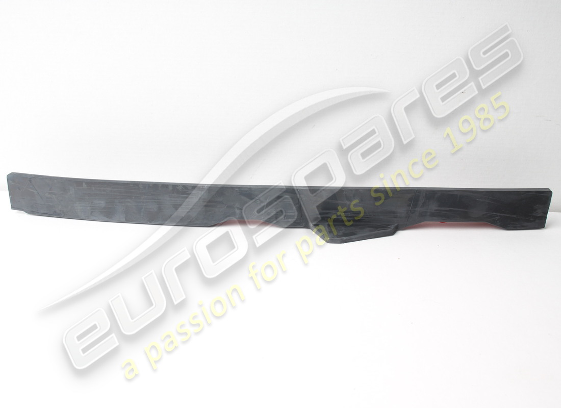 new ferrari rh front inner dam. part number 86481400 (2)