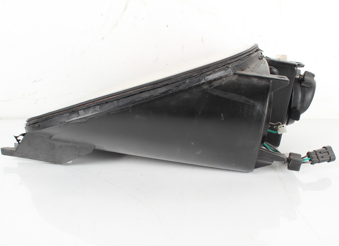 used ferrari rh head lamp unit. part number 65097251 (8)