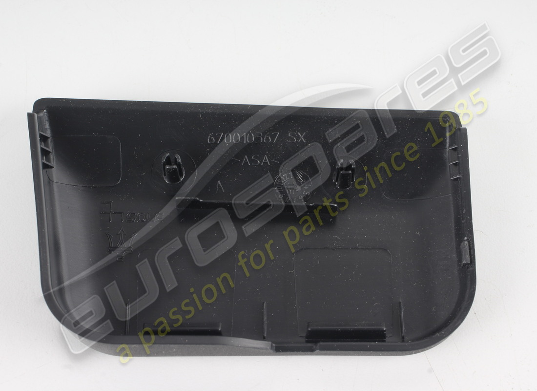 new maserati acess moulding. part number 670013465 (2)