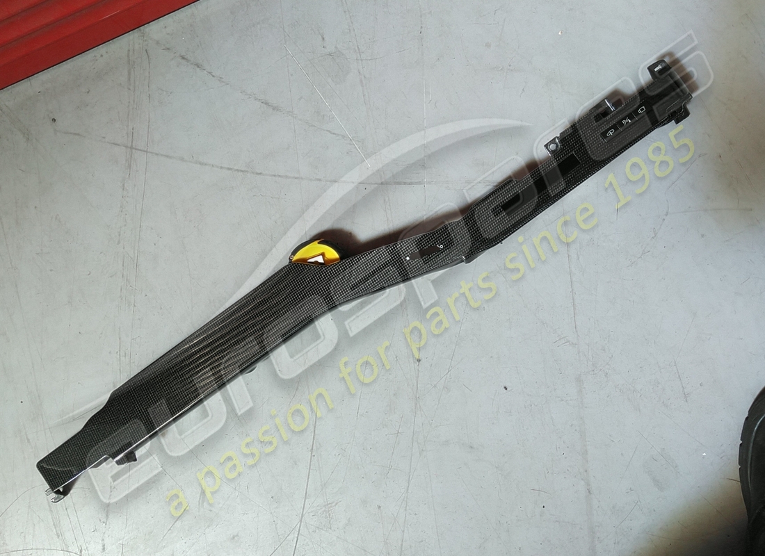 DAMAGED Ferrari CENTRAL DISPLAY SURROUND . PART NUMBER 899242 (1)