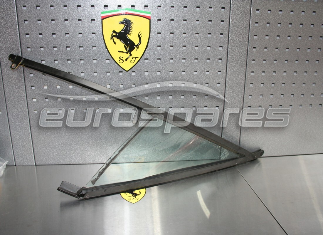 USED Ferrari RH DOOR GLASS FRAME GTS . PART NUMBER 60292000 (1)