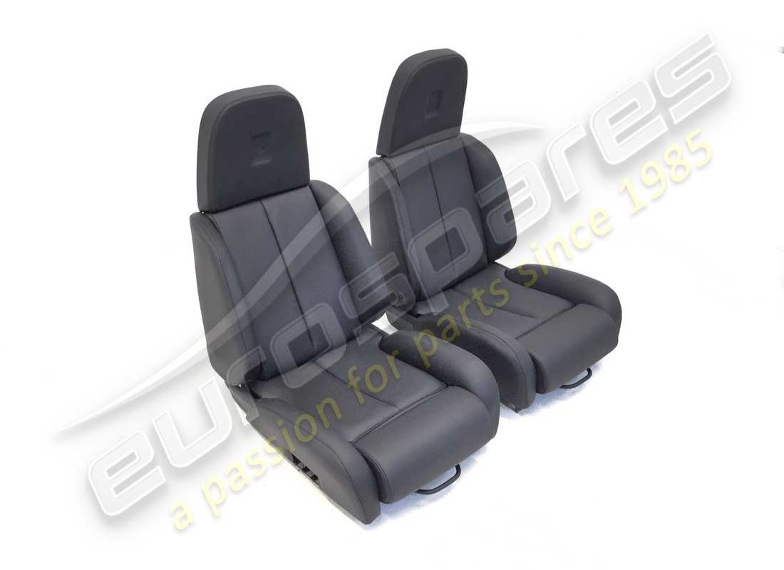 RECONDITIONED FERRARI PAIR BLACK SEATS (TESTAROSSA). PART NUMBER EAP1227215 (3) reconditioned ferrari pair black seats (testarossa). part number eap1227215 (3)