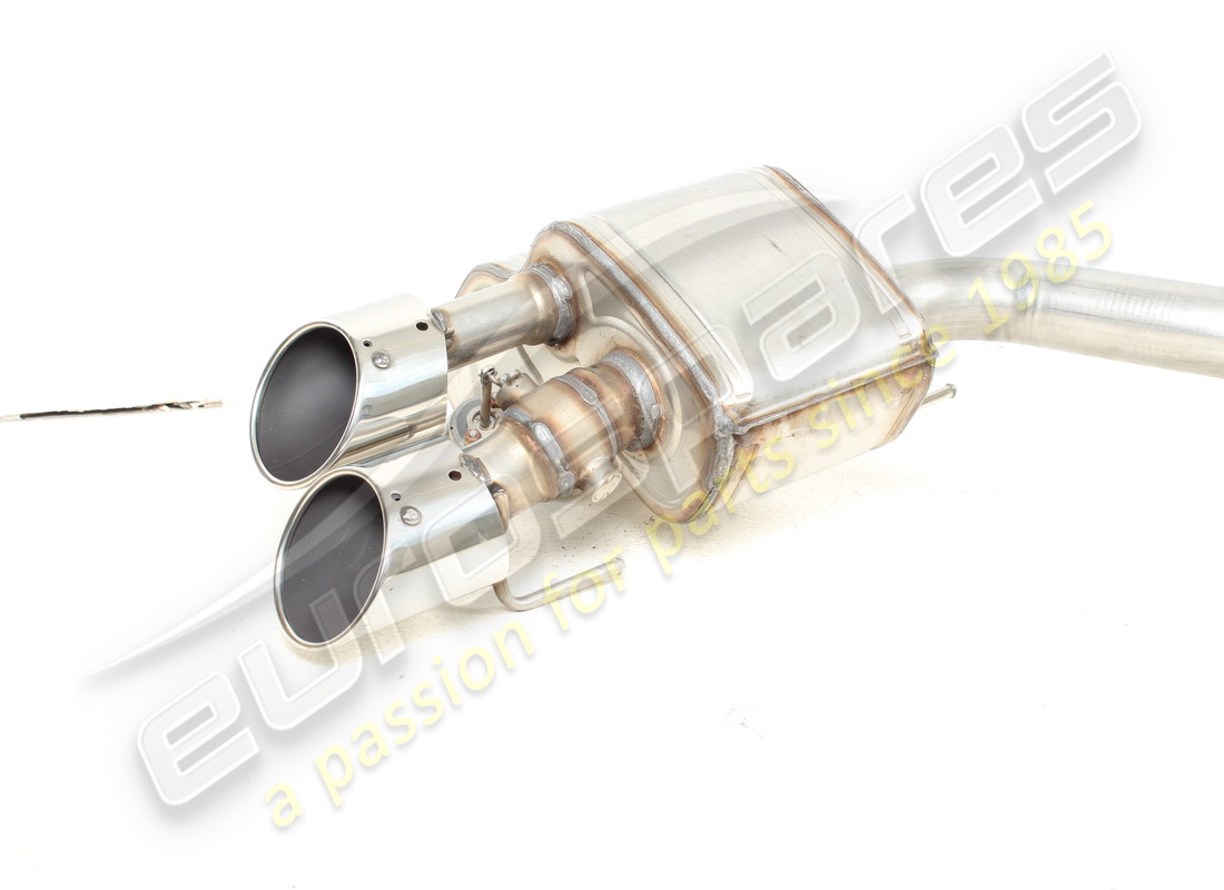 new maserati rh rear exhaust silencer. part number 670103689 (2)