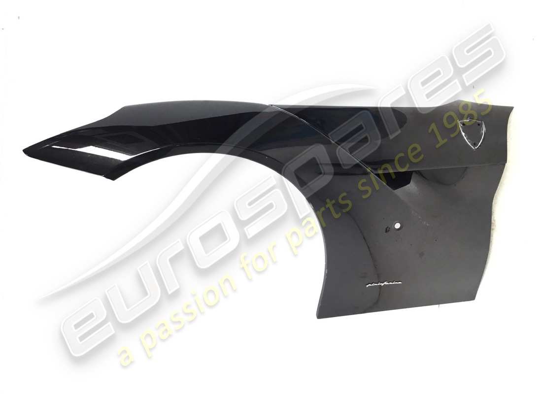 used ferrari complete lh front fender. part number 84376011 (1)