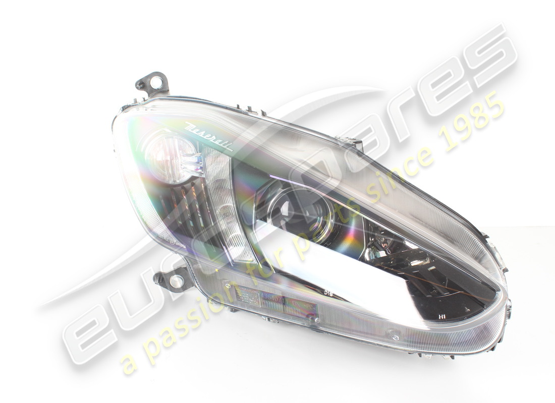 new maserati rh headlight (black frame). part number 350571 (3)