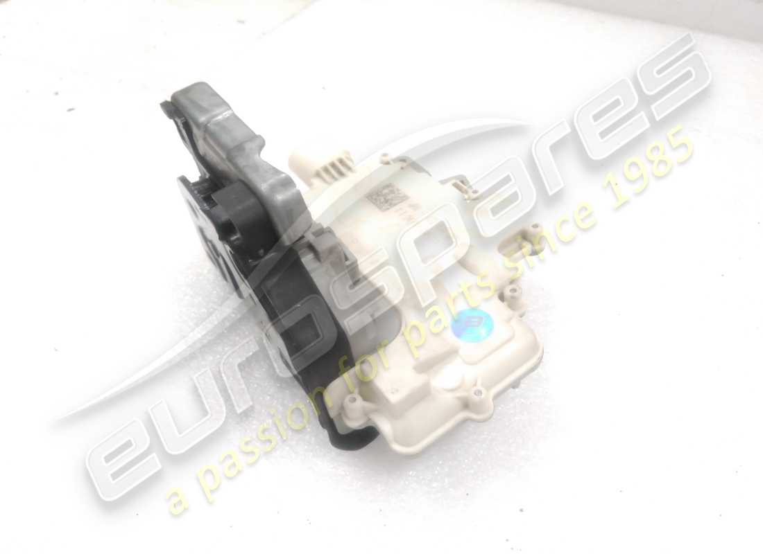used lamborghini door lock. part number 472837015b (4)