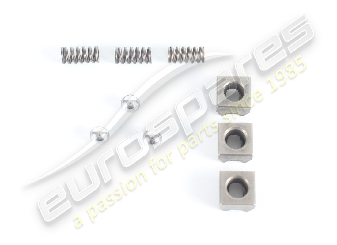NEW Ferrari KIT FOR SOSTITUTION SINCRONI . PART NUMBER 188320 (1)
