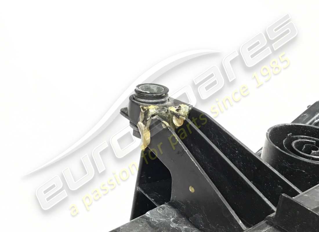 used ferrari rh bi-xenon headlight afs. part number 329982 (4)