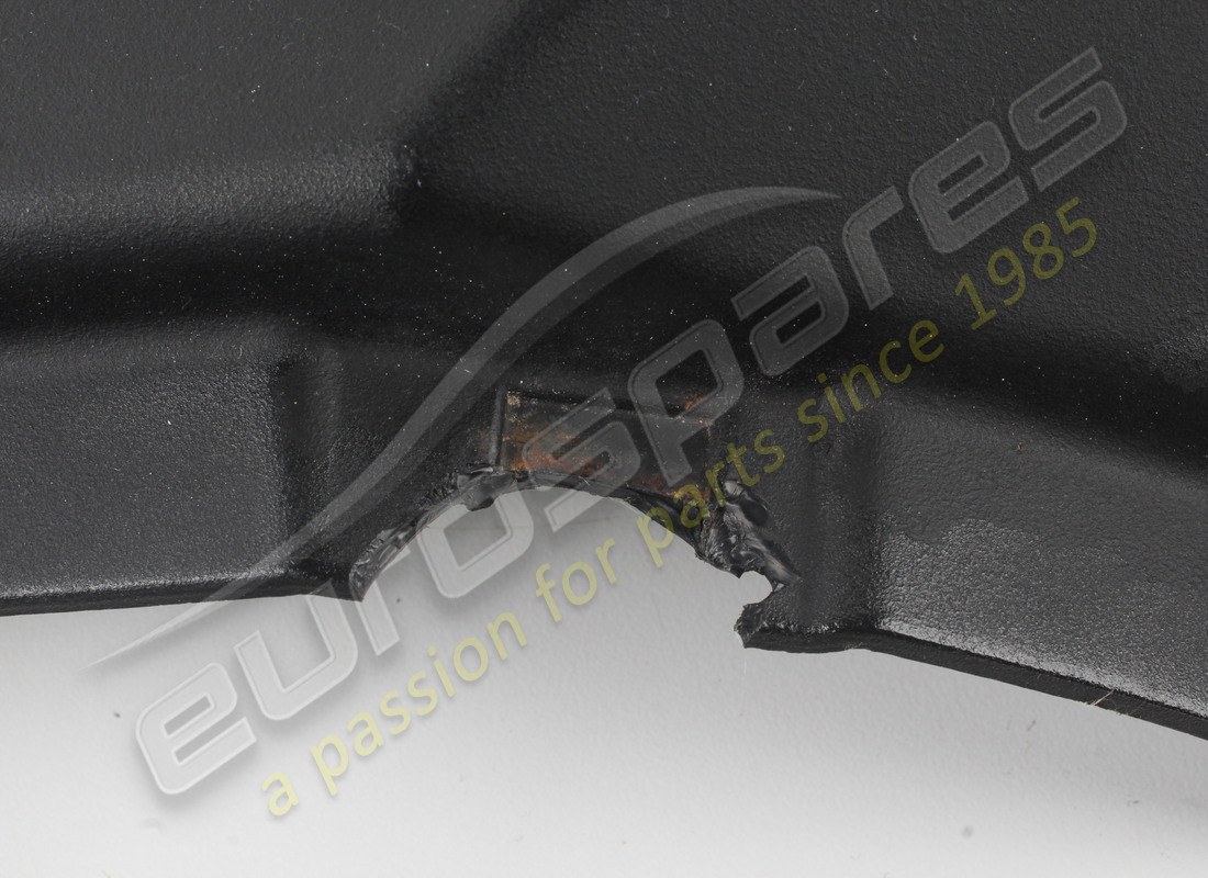 used maserati rh cover for engine compart. part number 80299000 (4)