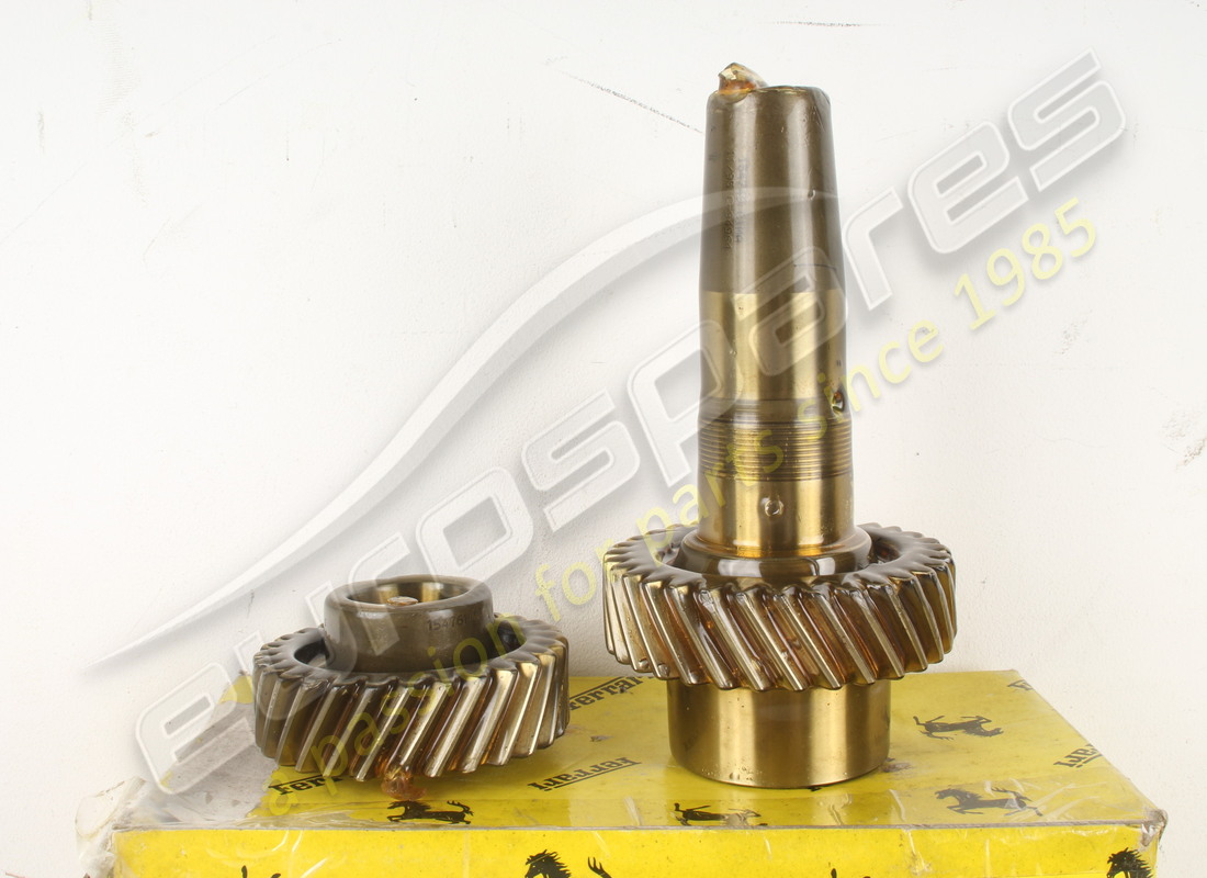 new ferrari pinion set gear. part number 70000815 (2)