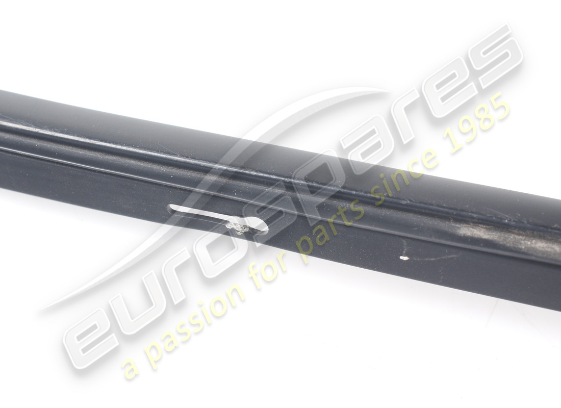 USED FERRARI LH TROUGH GASKET. PART NUMBER 65525300 (4) used ferrari lh trough gasket. part number 65525300 (4)