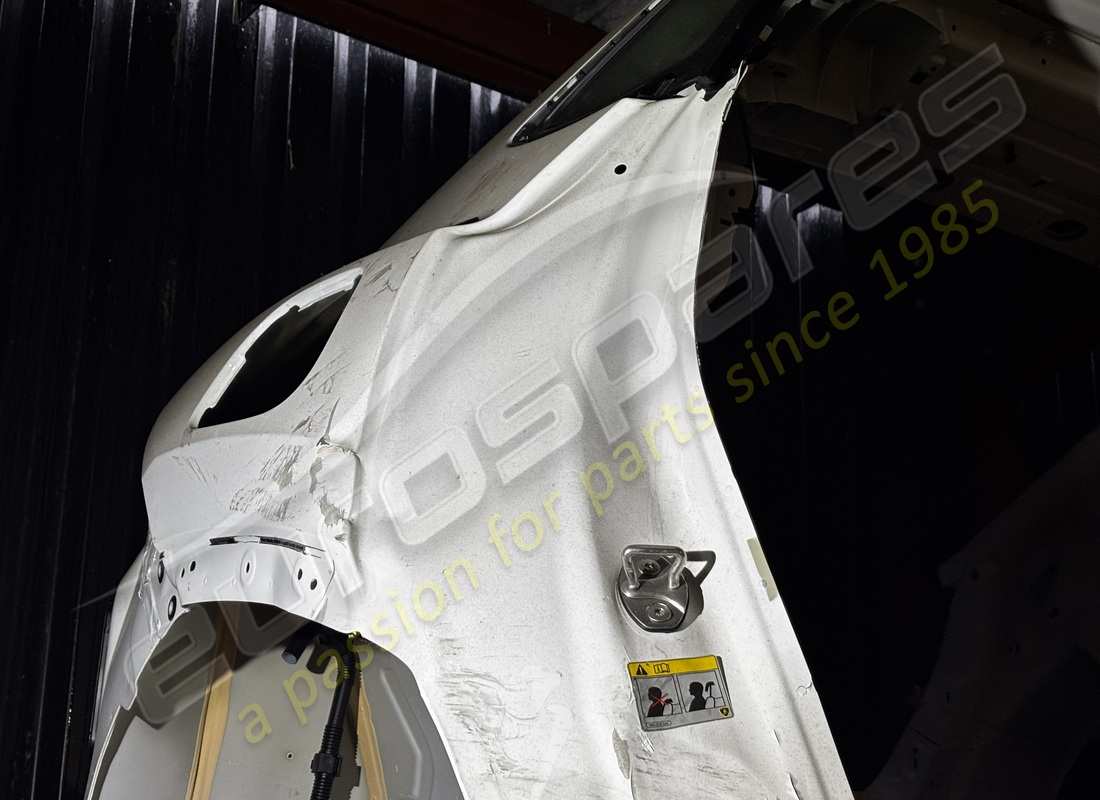 used lamborghini complete bodyshell. part number 4m0802123body (5)