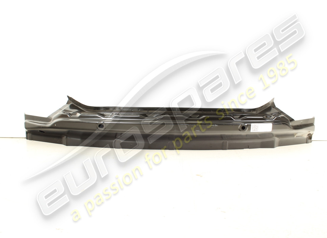 new maserati complete back panel coupe. part number 68610300 (1)