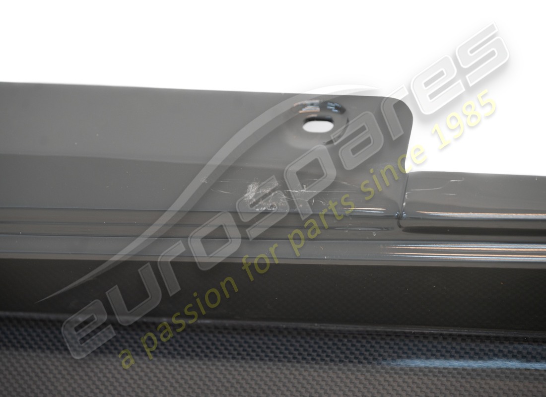 new (other) ferrari lh underdoor trim. part number 83261500 (3)