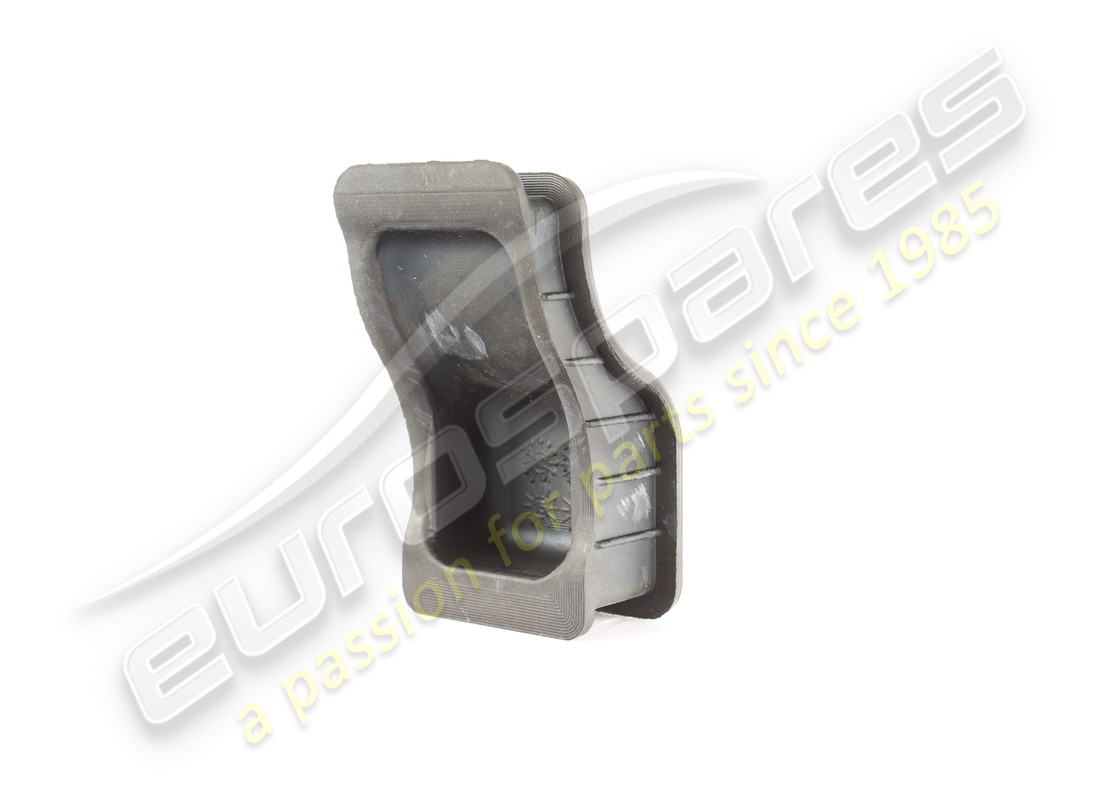 new maserati closing cap. part number 670003521 (2)