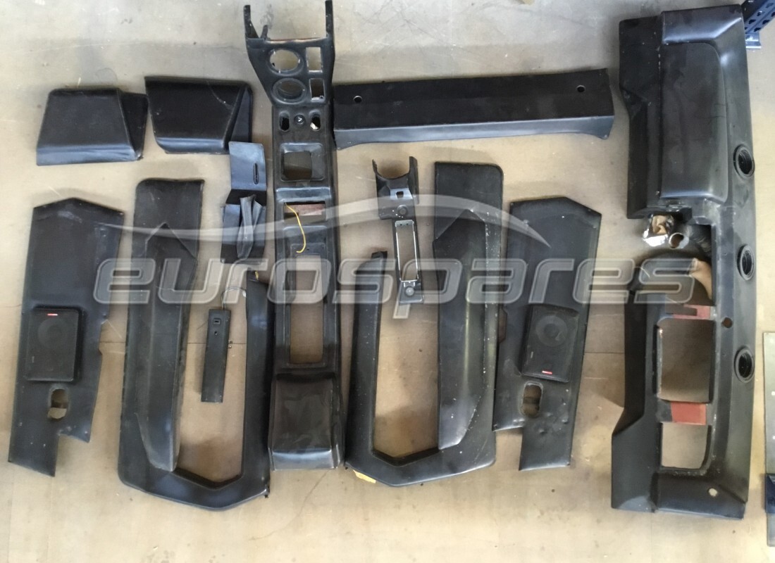 USED Lamborghini RHD JALPA INTERIOR . PART NUMBER 007814058A (1)