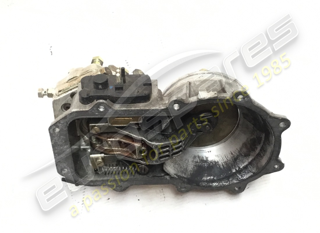 used ferrari fuel distribution head. part number 70000642 (3)