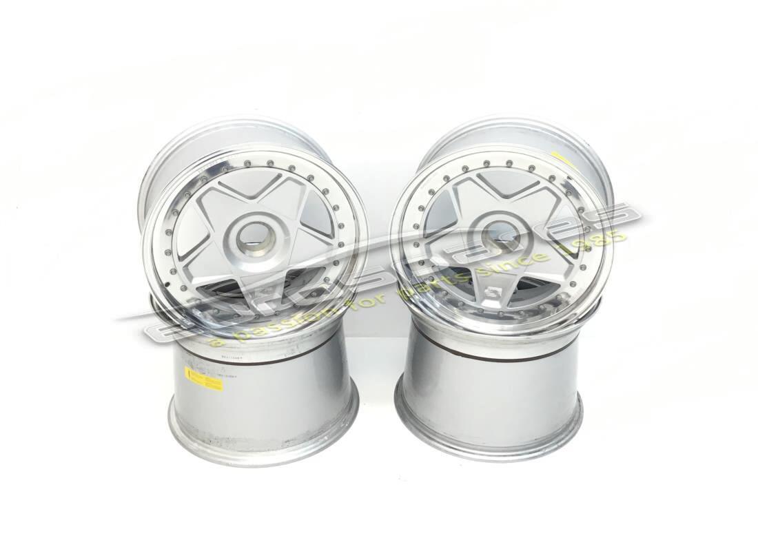 NEW Ferrari WHEELS SET . PART NUMBER F40SET (1)