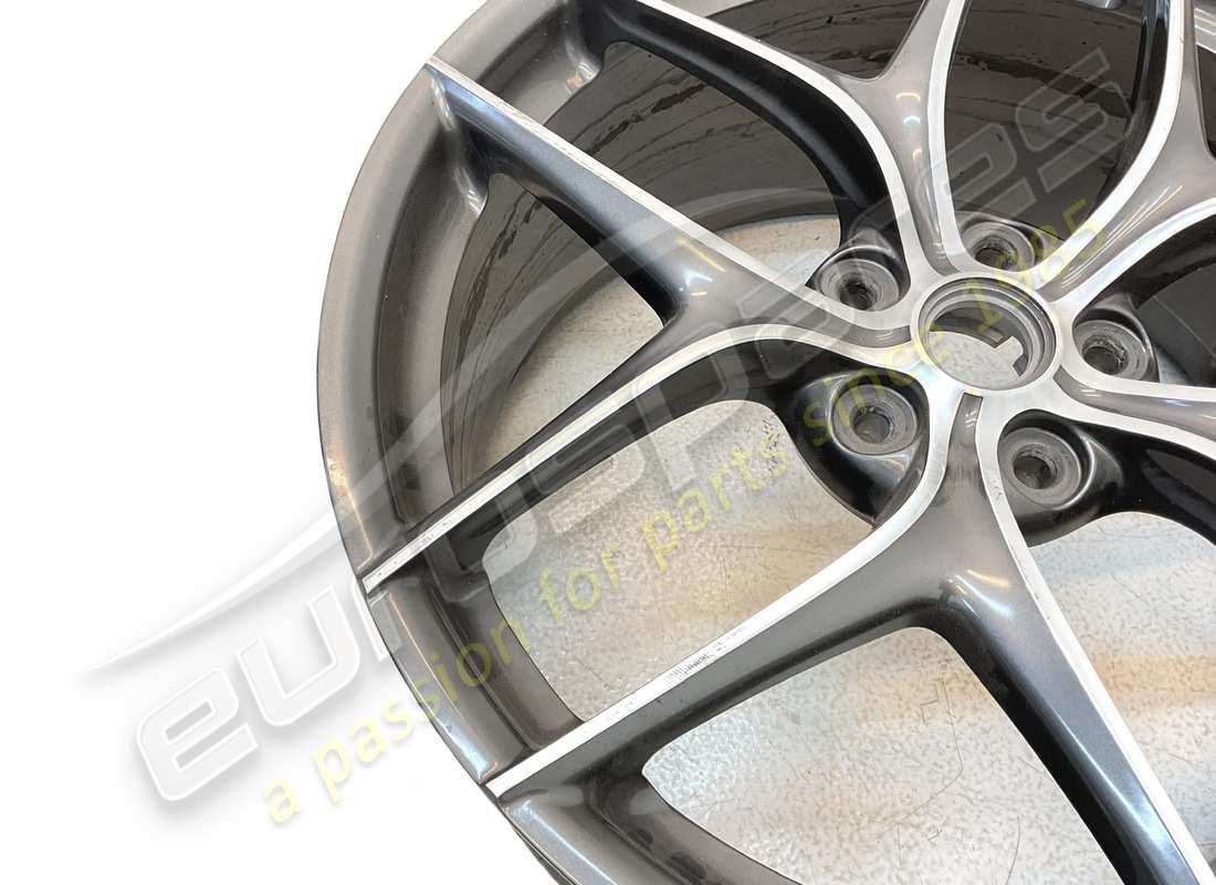 used ferrari front wheel. part number 294827 (4)