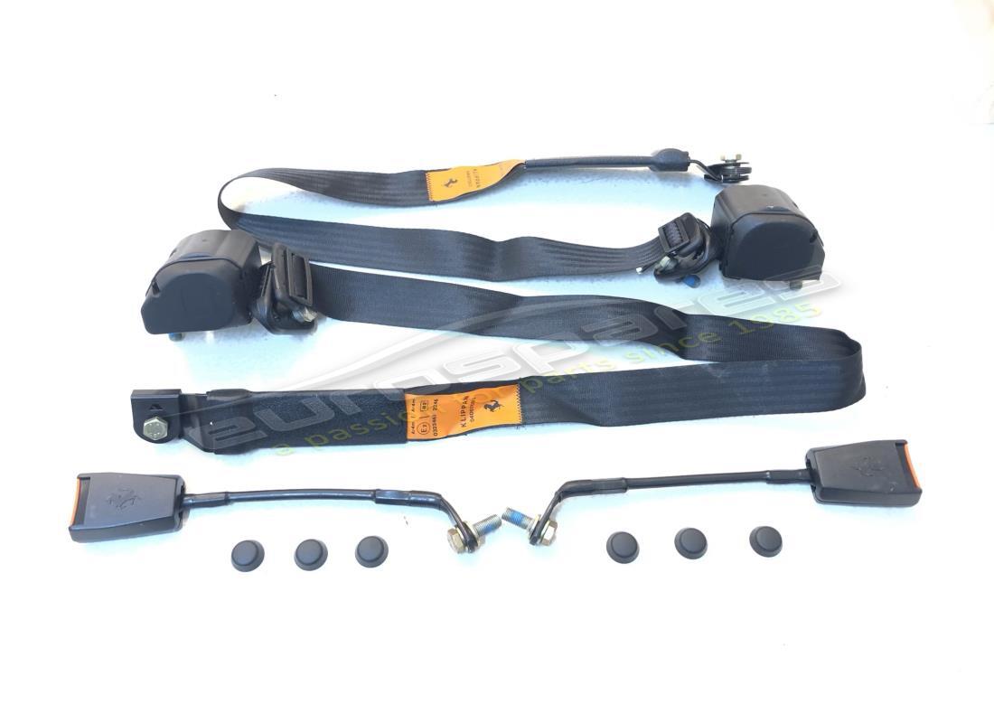 new ferrari rh seat belt set. part number 2576490000 (1)