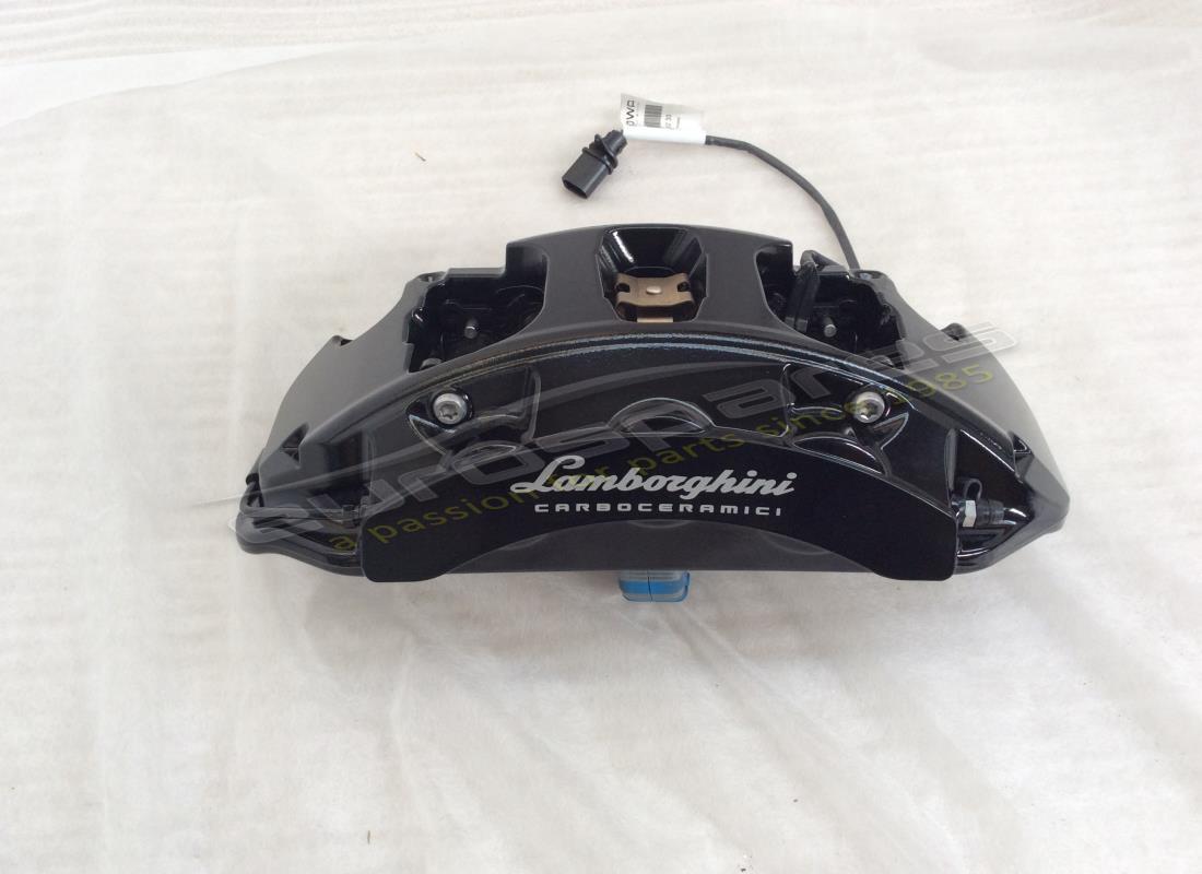 new lamborghini ccb caliper front. part number 470615106p (1)