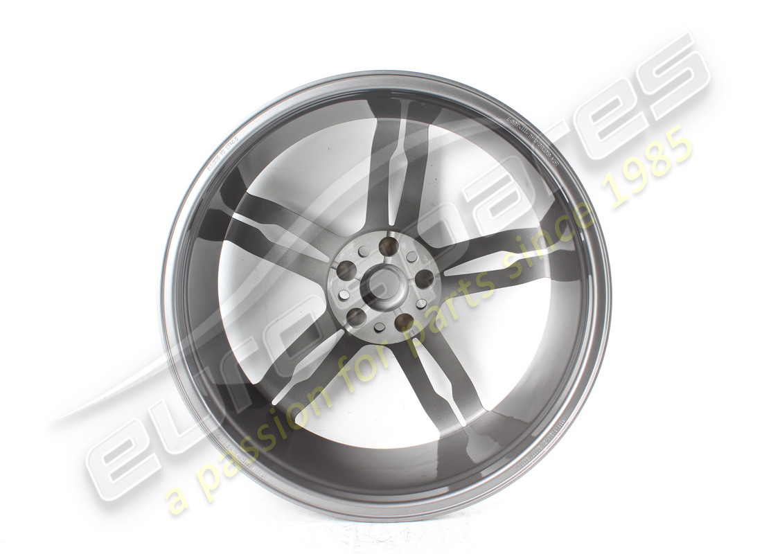 reconditioned ferrari front wheel. part number 328870 (3)