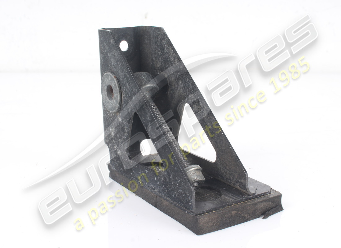 USED Ferrari LH MOUNTING BRACKET FOR REMOVABLE SUBFRAME . PART NUMBER 254098 (1) USED Ferrari LH MOUNTING BRACKET FOR REMOVABLE SUBFRAME . PART NUMBER 254098 (1)