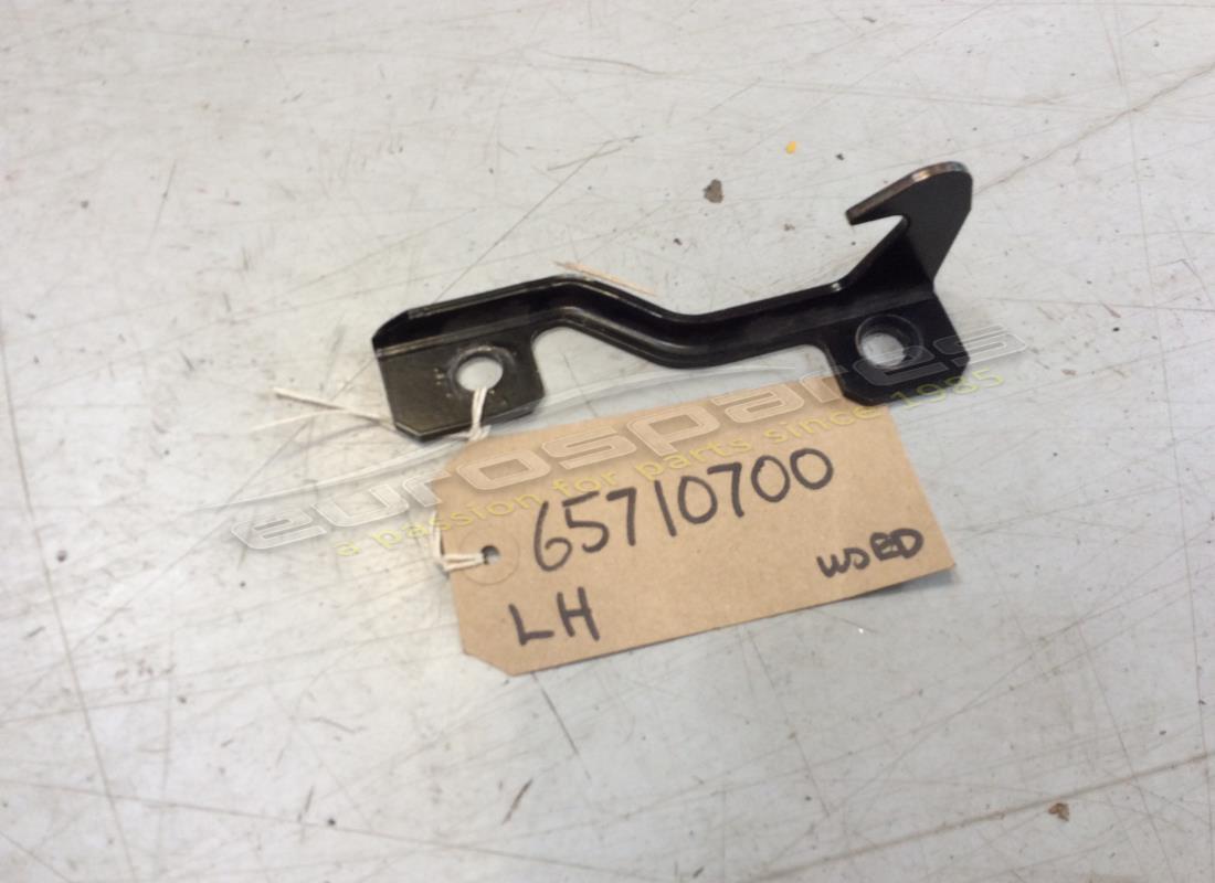 USED Ferrari LH BRACKET . PART NUMBER 65710700 (1)