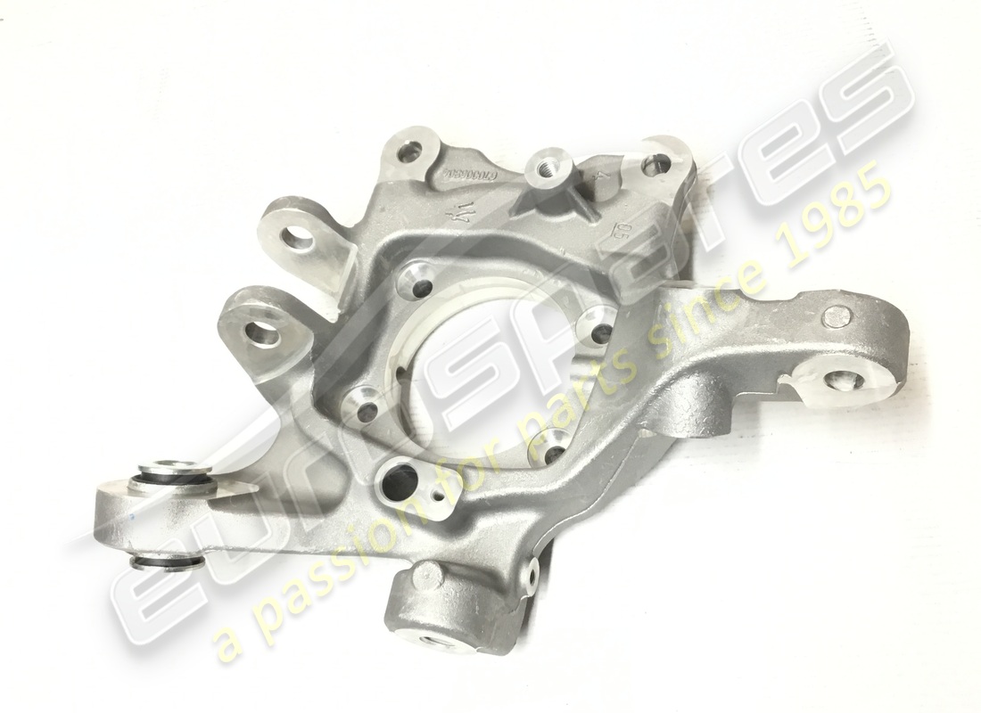 new maserati complete lh rear hub holder. part number 670006802 (2)