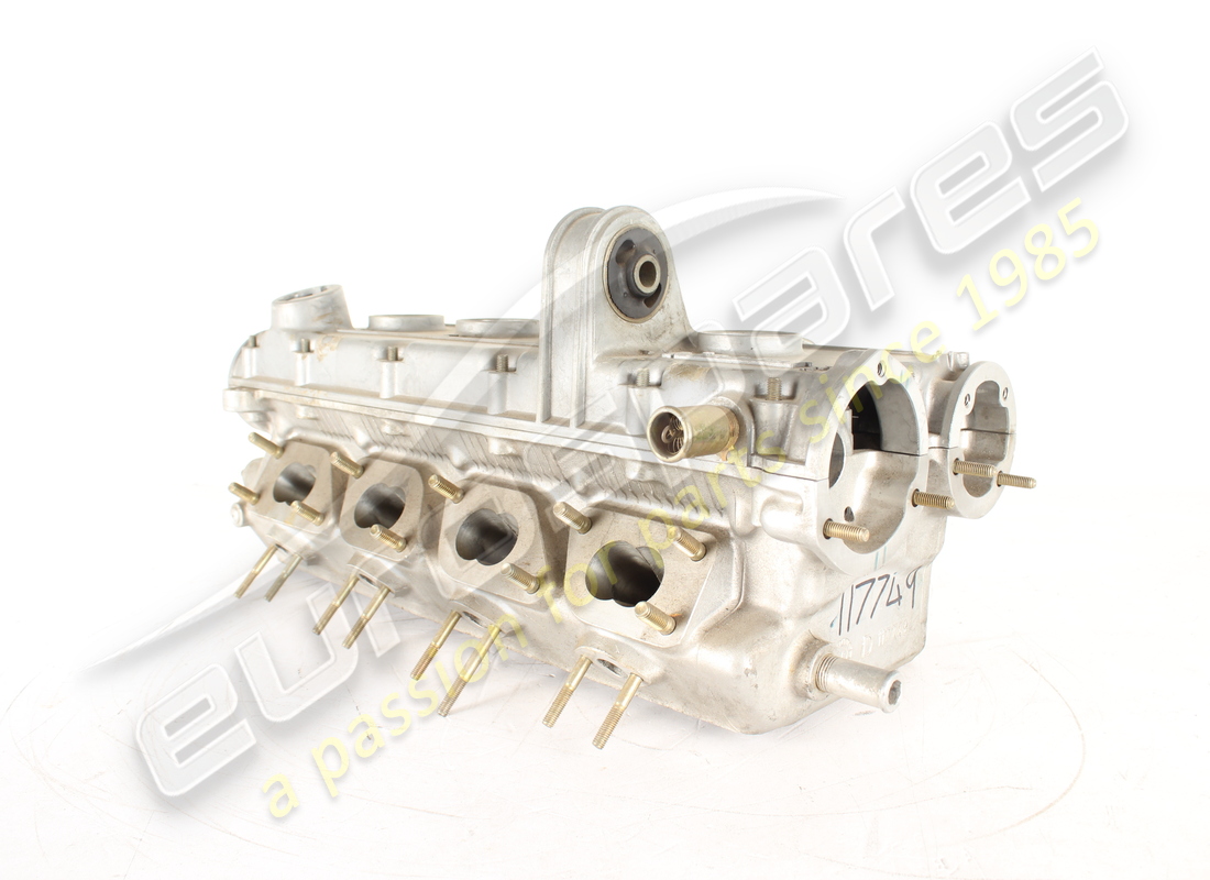 new ferrari rh cylinder head. part number 117749 (1)
